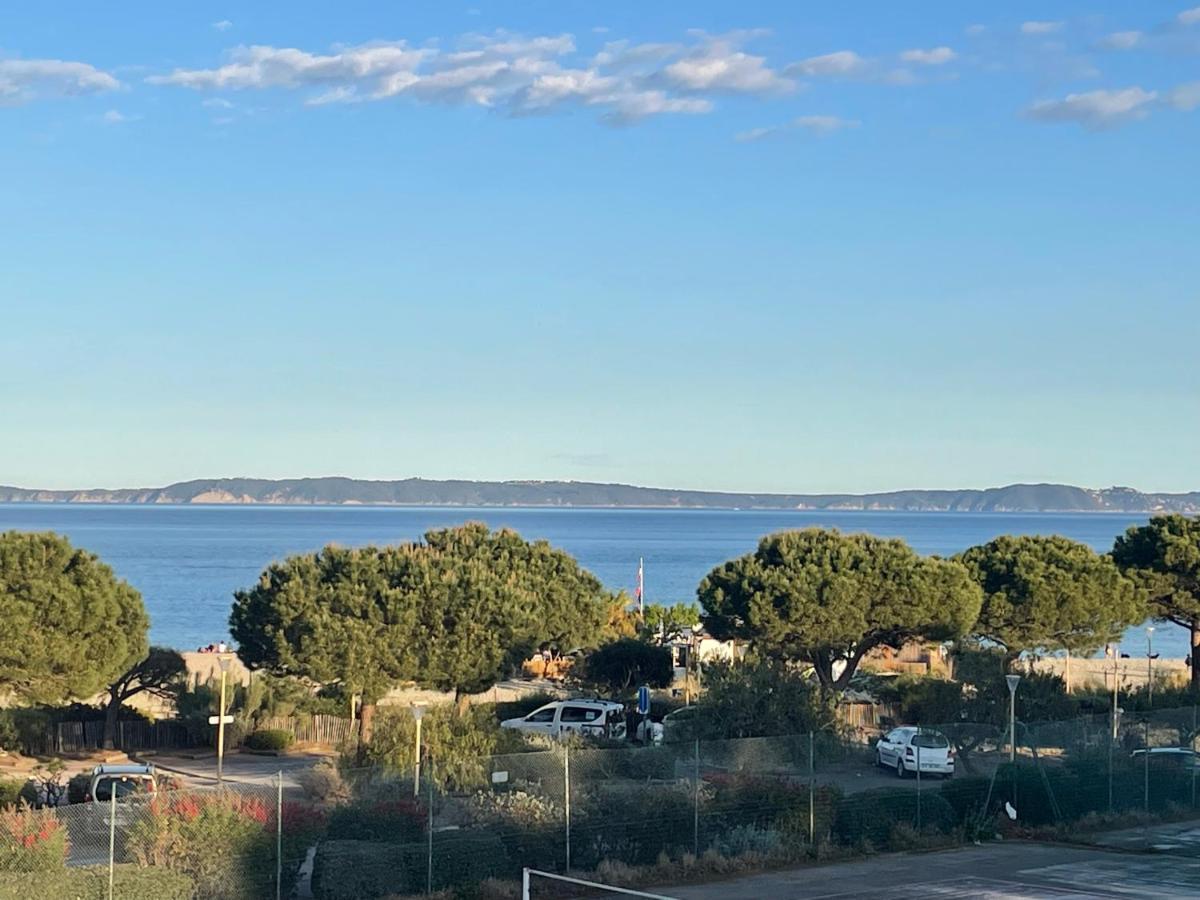 Appartement Pieds Dans L'Eau Vue Mer Bormes Les Mimosas Bormes-les-Mimosas Exterior foto